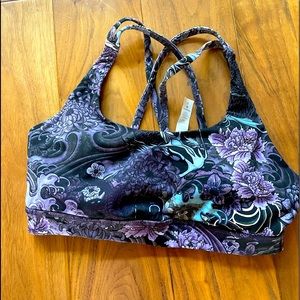 Lululemon sports bra size 8